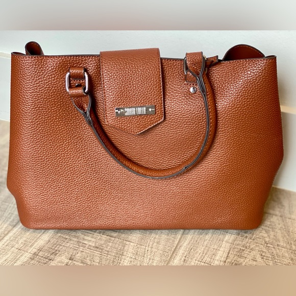 NEW Santa Lolla shoulder bag! - Picture 2 of 8